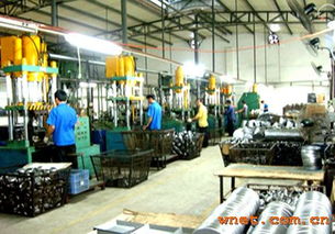 東莞市至強(qiáng)五金廠 東莞市寮步鎮(zhèn)下嶺貝百業(yè)工業(yè)城 五金燈飾.車(chē)用五金零配件.家用五金制品 產(chǎn)品展廳